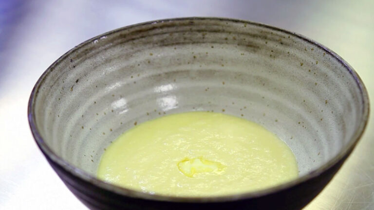 a bowl of popcorn grits