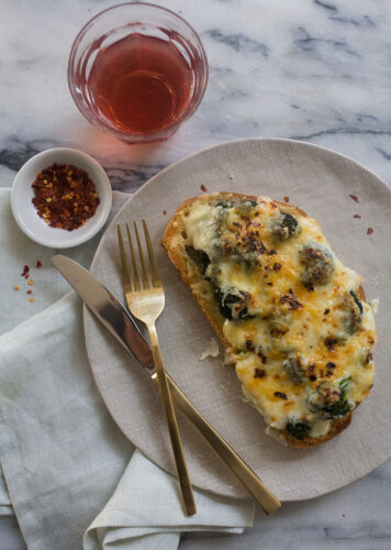broccoli-cheese-tartine-1