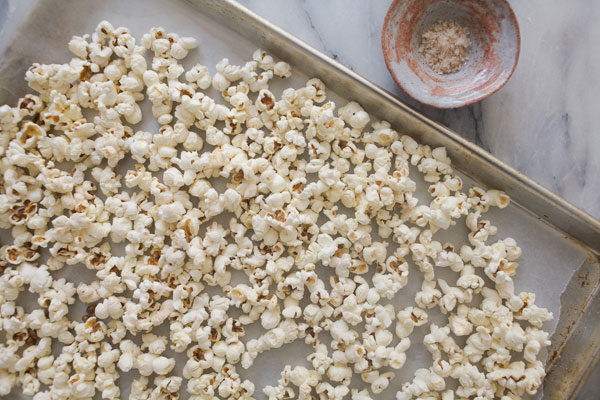 salted-caramel-popcorn-3