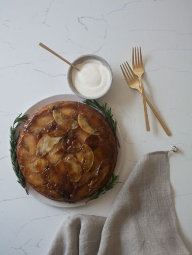 apple-rosemary-upside-down-cake-1
