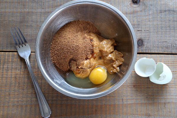 flourless-peanut-butter-cookies-2