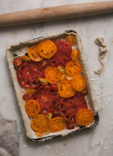 heirloom-cheesy-tomato-tart-4