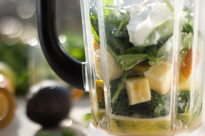 Making-Incredible-Hulk-Power-Smoothie-1-of-1-5