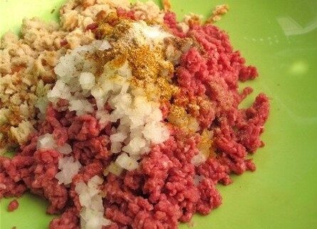 Making-Mumbai-Meatballs-1