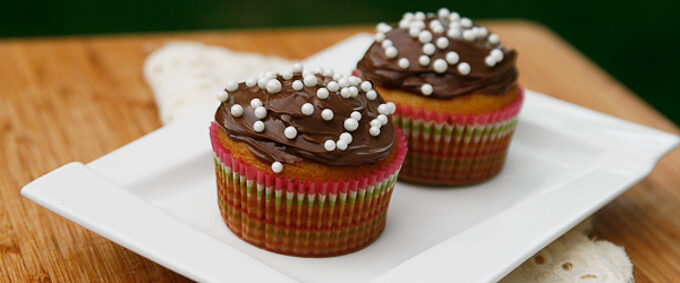 White-Cupcake-with-Nutella-1-of-1