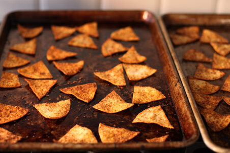 baked-spicy-chips-1
